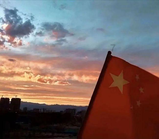 四位奢侈女星!堪比国家财力、奢华无边,你敢猜她们是谁吗?