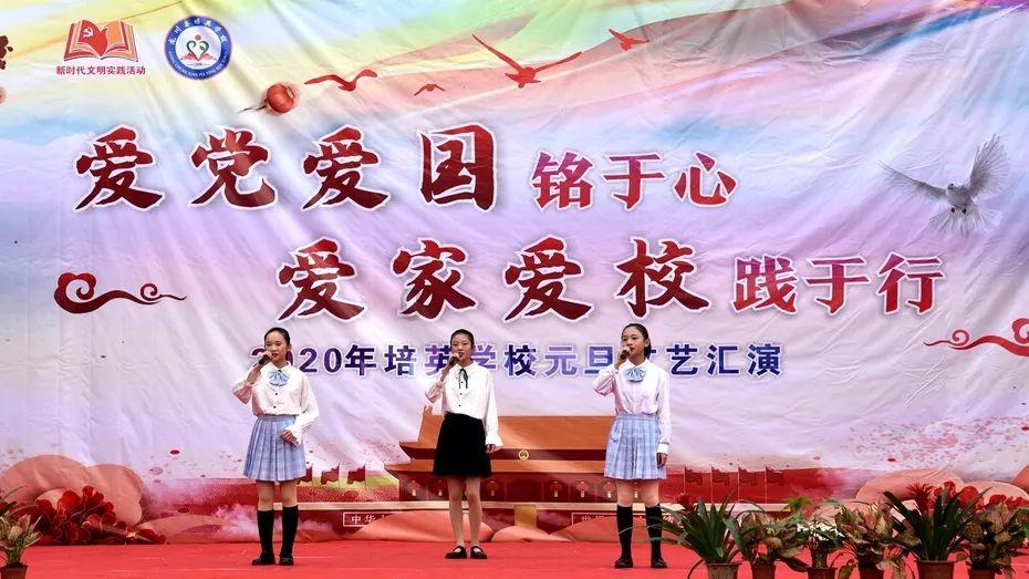 河南首例克隆羊“小龙”诞生